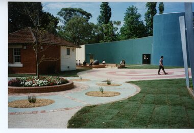 Photograph, Federation Estate -Ringwood. Community Open day 2001