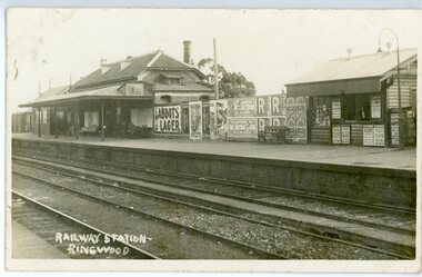 Photograph/Postcard, Ringwood Railway Station Circa 1940's