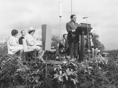 Photograph, Opening ceremony -Ringwood Jubilee -1974