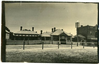 Postcard, Ringwood Post Office No.2 - 1924