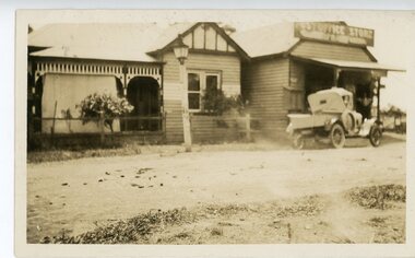 Photograph, Ringwood Post Office No.1- Circa 1920
