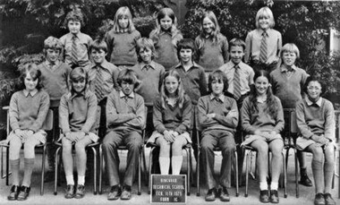 Photograph - Group, Ringwood Technical School 1975 Form 1G, c 1975