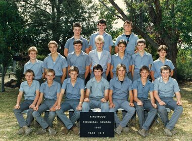 Photograph - Group, Ringwood Technical School 1987 Year 10.9, c 1987