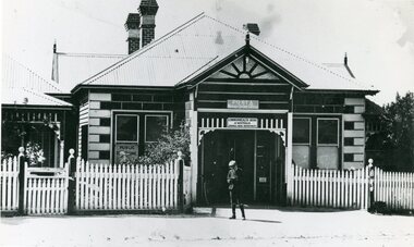 Photograph, Ringwood Post Office -c1914-1915