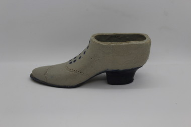 Ceramic - Ceramic Shoe, Hand made in East Ringwood from local clay - circa 1910, 21-Dec-14