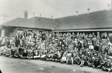 Photograph, Ringwood State School - Group  photograph, 1931