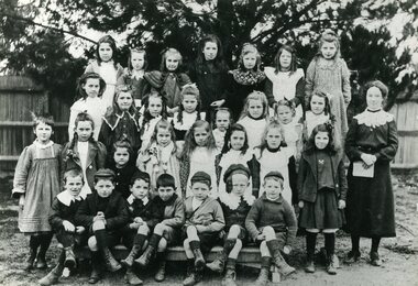 Photograph, Ringwood State School -  Grade (?), 1906  Miss Kelly at Right