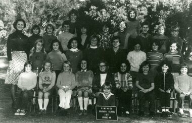 Photograph, Ringwood State School - Grade 4A, 1977
