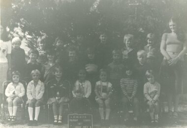 Photograph, Ringwood State School - Grade Prep B, 1977