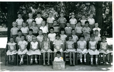 Photograph, Ringwood State School -  Grade 2B, 1961