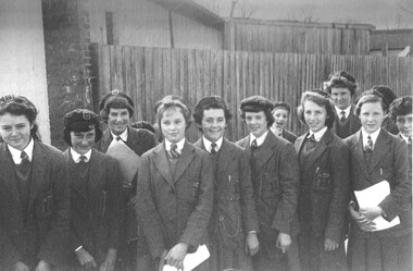 Photograph - Group, Ringwood Technical School 1959 Girls Lilydale visit