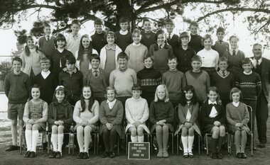Photograph, Ringwood State School -  Grade 6B, 1969
