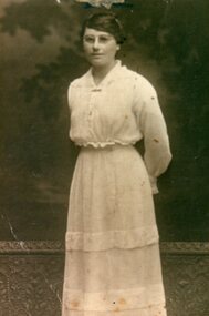 Photograph, Ringwood State School- Mrs Ethel Bryant, President of Mother's Club. c1930