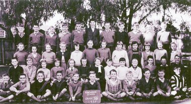 Photograph, Ringwood State School - Grade 4B, 1960