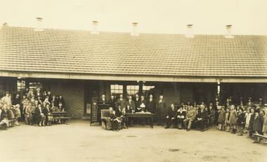 Photograph, Ringwood State School- Mr Broben's farewell, 1931