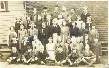 Photograph, Ringwood State School  - Grade 6, 1945