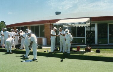 Photograph, Ringwood Bowls Club - New club house and greens at the corner of Warrandyte and Loughnan Roads, 1997. Photo taken by Jim Bennett