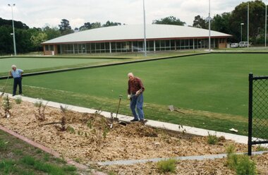 Photograph, Ringwood Bowls Club - New club house and greens at the corner of Warrandyte and Loughnan Roads, 1997. Photo taken by Jim Bennett