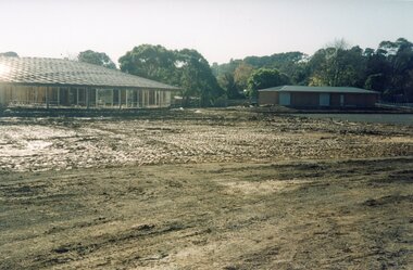 Photograph, Ringwood Bowls Club - New Bowls Club being built, 1996. Various scenes