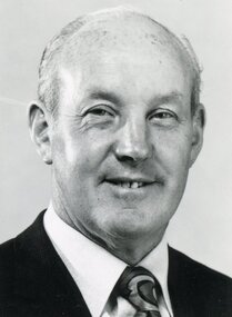 Photograph, Ringwood Bowls Club - Club personality Harry Munro. Photograph taken 1988