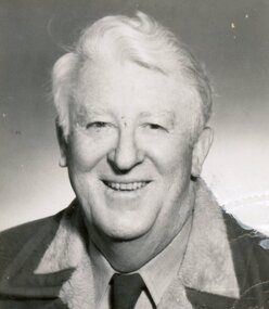 Photograph, Ringwood Bowls Club - Club personality John Sommerville. Photograph taken 1988
