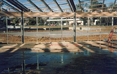 Photograph, Ringwood Bowls Club- Construction of new Bowls Club at corner of Laughnan Road and Warrandyte Road, 1996