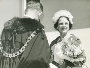 Photograph, Official opening of Heathmont Infant Welfare Centre, 30th November 1960.  Lady Brooks
