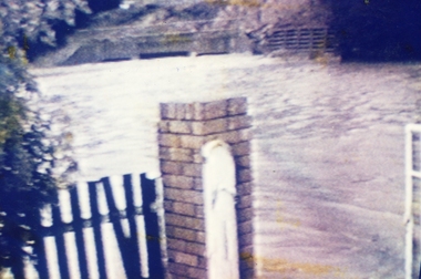 Photograph, Ringwood Bowling Club- Flooding of greens, 1989
