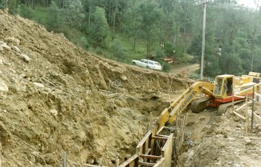 Photograph, Kubis Estate, North Ringwood on 16 June 1978, using the Kato as a crne to de-water final trench
