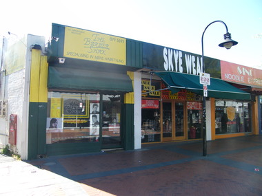 Photograph, East side of Melbourne Street, Ringwood in 2008, showing The Barber Shack and Skye Wear shops