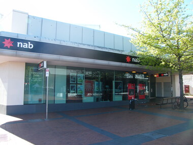 Photograph, Melbourne Street, Ringwood in 2008, showing NAB Bank