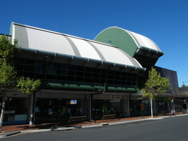 Photograph, Below Melbourne Street to entrance of Eastland, Ringwood in 2008, showing shops at Ringwood Plaza
