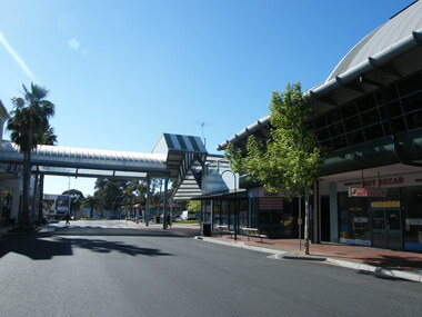 Photograph, Looking to the east to entrance to Eastland, Ringwood in 2008, showing walkway