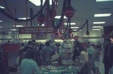 Photograph, 1978 Christmas shopping at Eastland, Ringwood