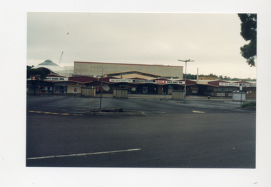 Photograph, Eastland, Ringwood preparing for Stage 2 renovations in 1994 "The Old Eastland Closing down sale March 28th"