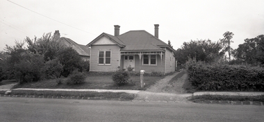 Photograph, House of Roy Wilkins at 40 Ringwood Street, Ringwood. Roy was a Ringwood Councillor and local builder (Blood Bros. Store and Oliver Pratt's butcher)