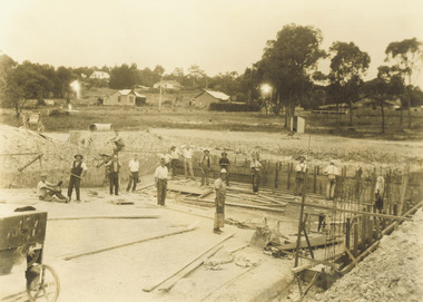 Photograph, Construction of Ringwood Baths 1934