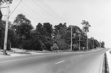 Photograph, Maroondah Highway East, Ringwood- 1969. Looking west towards Ringwood from Mines Road area