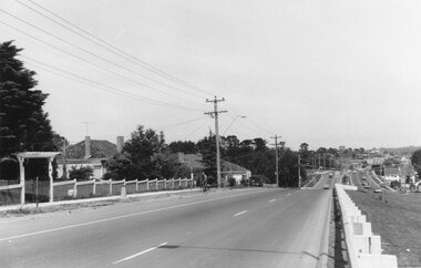 Photograph, Maroondah Highway East, Ringwood- 1969. Looking west towards Ringwood approaching Mt Dandenong Road