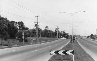 Photograph, Maroondah Highway East, Ringwood- 1969. Looking west towards Ringwood from Mt Dandenong Road intersection