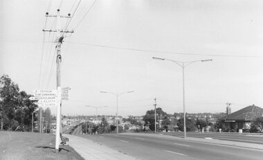 Photograph, Maroondah Highway East, Ringwood- 1969. Looking west towards Ringwood from Mt Dandenong Road