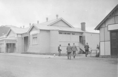 Photograph, Maroondah Highway Central, Ringwood. Ringwood Hall, c1926