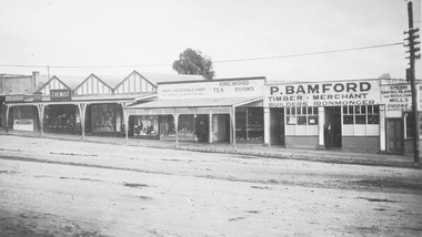 Photograph, Maroondah Highway Central, Ringwood. P. Bamford store, corner Warrandyte Road. c1924