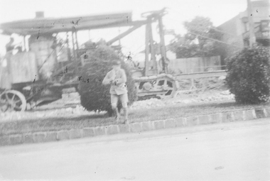 Photograph, Maroondah Highway Central, Ringwood. Roadworks on Maroondah Highway, c1930