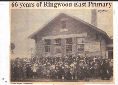 Newspaper - (2 Articles), 66 years of Ringwood East Primarty 29/8/90