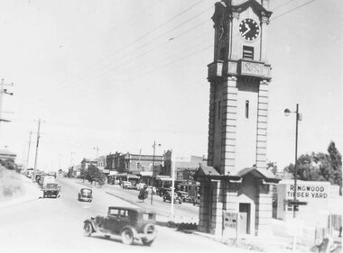 Photograph, Maroondah Highway Central, Ringwood. View looking west from Warrandyte Road- c1940's