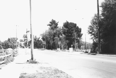 Photograph - Black and White photograph, Railway Crossing Bedford Rd Ringwood 1977 looking west