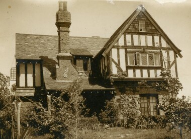 Document - Folder, Proposed Auction - Wellwood Cottage, Glenvale Road, Ringwood - 1955