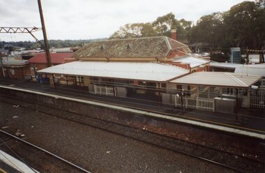 Photograph, Ringwood Railway Precinct in 2009, showing heritage Station building on platform no. 1, taken from foot ramp on opposite platform