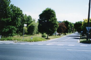 Photograph, Corner of Junction Road and Maroondah Highway, Ringwood circa 2000